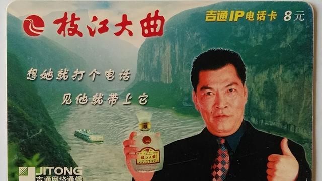 据说“白酒泡大蒜”能让白酒变柔，这是真的吗？听听老酒鬼怎么说