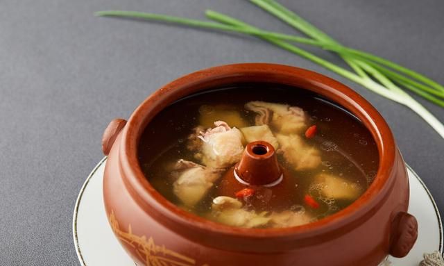 云南最出名的14道名菜，鲜香的名贵山珍美味，全部吃过的人很少