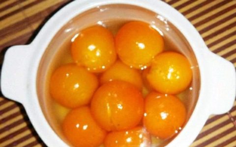 金桔和冰糖熬水喝的功效是什么,金桔和冰糖煮水的功效与作用