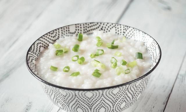 胃癌患者福音来啦！6种养胃饮食菜谱已经“出炉”，喝起来！