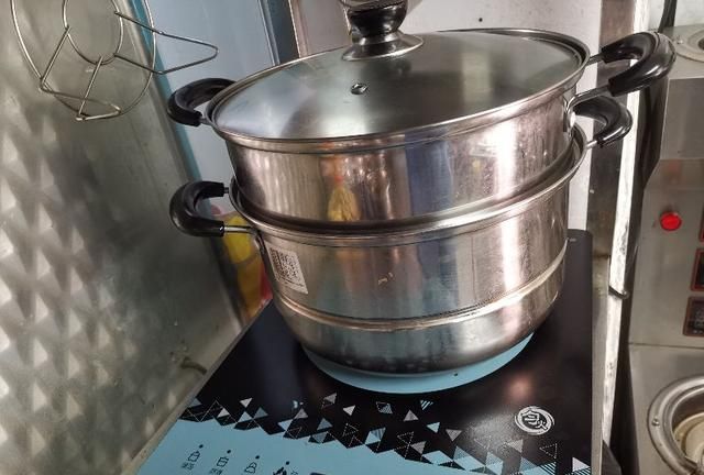 家庭式最简单的清蒸石斑鱼，大酒店的味道，皮嫩肉滑，味道鲜美