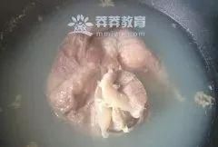 健脾开胃——山药猪肚汤