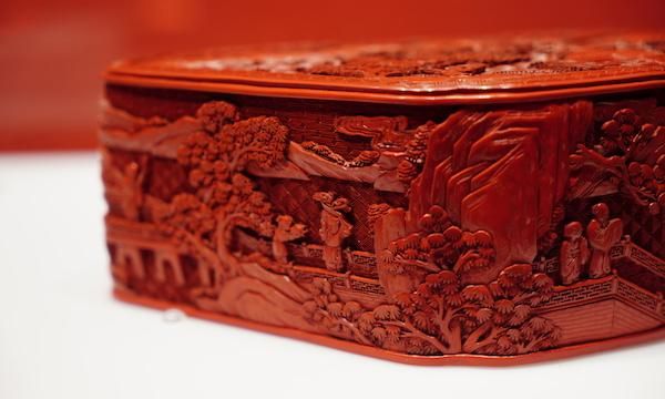 “百里千刀一斤漆”，故宫藏乾隆朝漆器在京展出