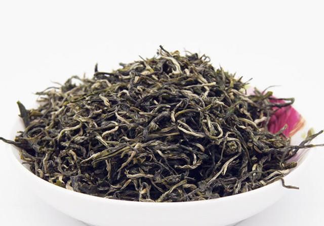龙井、碧螺春、毛尖这三种都是绿茶，哪一种比较适合你？
