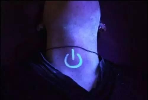 纹了也不会被发现的纹身——UV Tattoo
