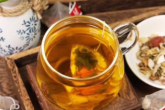 黄栀子泡茶喝有什么功效,黄栀子泡水喝有什么功效和作用图5
