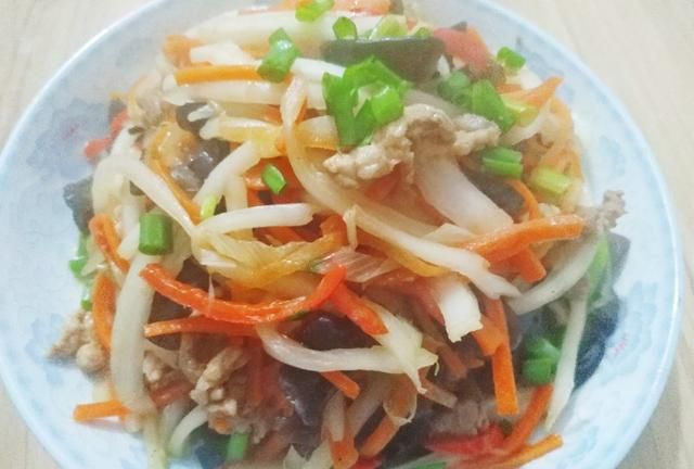 白菜帮子怎么做好吃又简单(不用肉的白菜帮子怎么吃)图7
