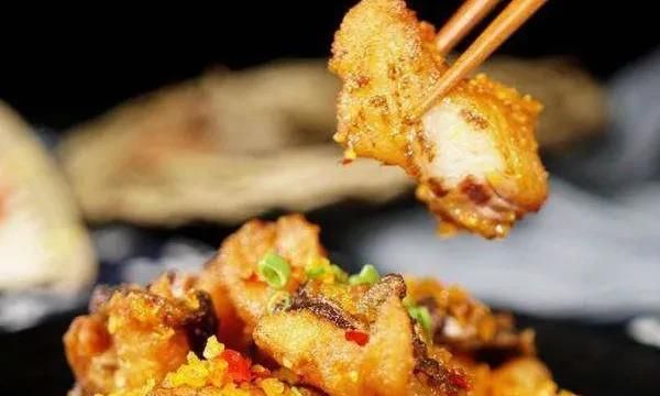 钓到的鲤鱼怎样才能让它长久存活图6