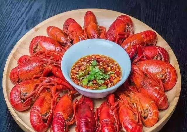 龙虾最好的吃法是什么(龙虾的正确吃法有哪些)图3