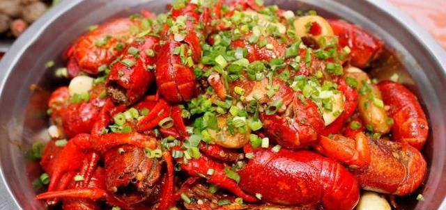 龙虾最好的吃法是什么(龙虾的正确吃法有哪些)图7