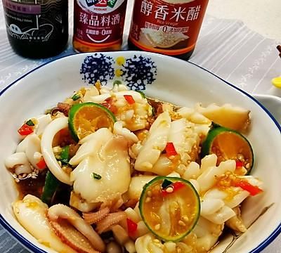 酸辣开胃，鲜嫩低脂的捞汁海鲜～乌贼鱼