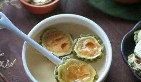 苦瓜干泡水喝有什么功效和副作用图3