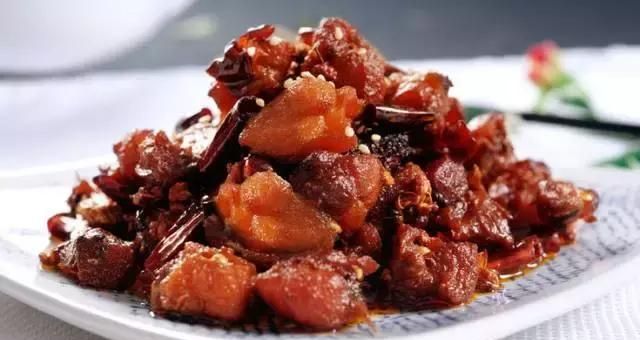 年味十足的四川特产！过年带这些美食回家才有川范儿！