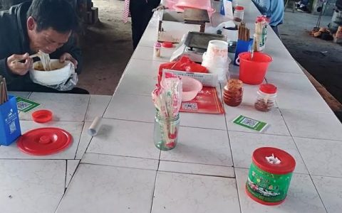 桂林哪种米粉好吃(吃桂林最好的米粉)
