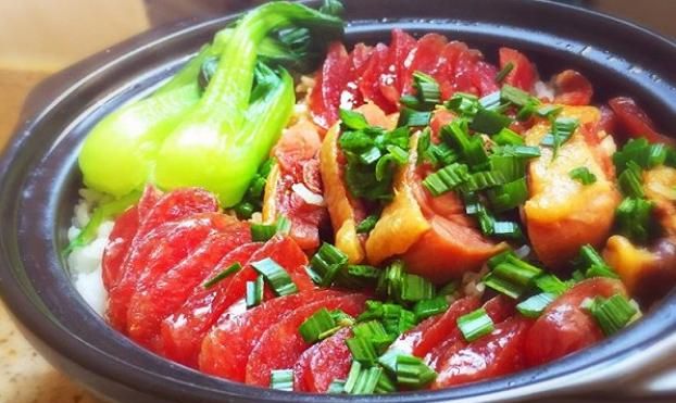 广式煲仔饭怎么做好吃(广式煲仔饭做法步骤)图1