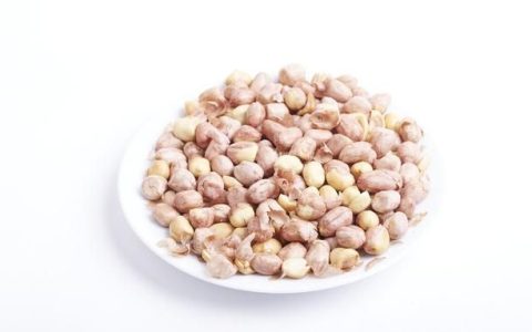 花生别再炒着吃(银鹭低糖花生牛奶蛋白饮品360ml)