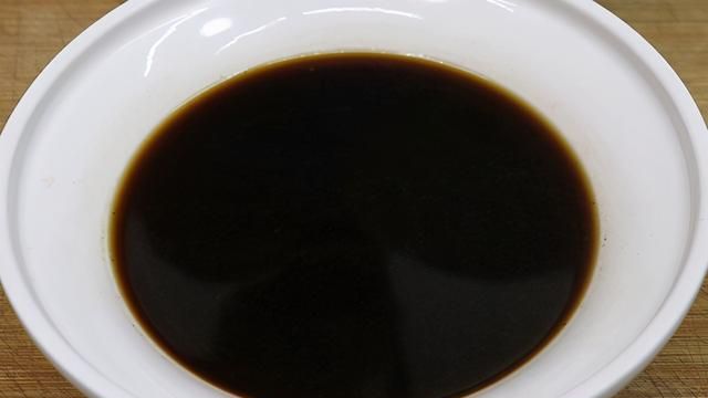 花生米最简单的做法，醋泡花生，营养开胃，2块钱一大碗