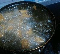 怎么做炸油豆皮(炸油豆皮的正宗做法)图8