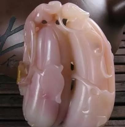 桃花玉到底是不是和田玉呢图2