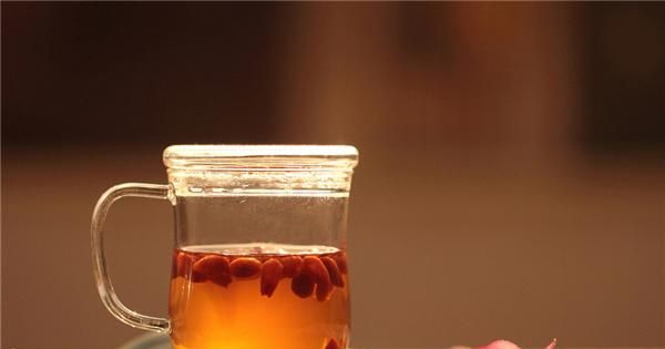 坚持用枸杞泡水，身体会有怎样的变化？