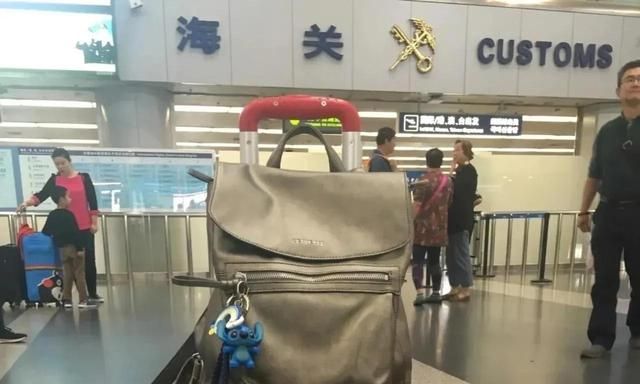 带着10000元游朝鲜，沿途见闻让人印象深刻，不虚此行