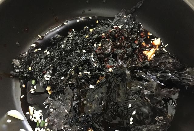 吹爆这碗红油饺子，在家自己做，麻辣鲜香，咬一口倍爽