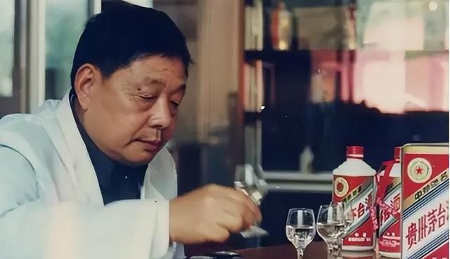 同为中国传统名酒，花雕和黄酒有何不同？行家：差别很大别买错了
