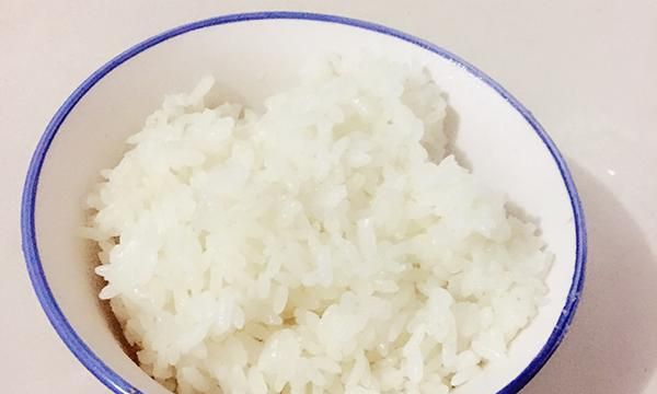为什么不吃米饭和面后，身体很快就瘦下来了？和你聊聊减肥怎么吃