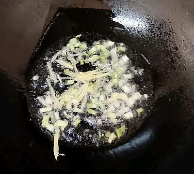 秋冬浓汤-海螺发菜羹～你这么做，比买的还好吃