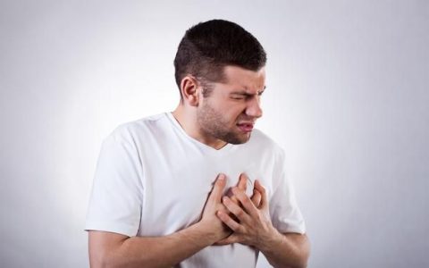 正常人吃硝酸甘油该怎么办,正常人吃了硝酸甘油怎么办