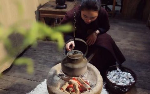 怎样喝黄酒才能达到养生功效呢(黄酒有怎样的养生功效)