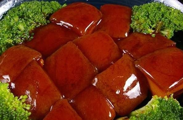 怎么在家里做出好吃的东坡肉呢(如何在家做懒人版东坡肉)图6