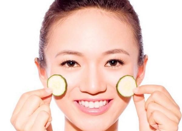 黄瓜切片敷脸补水吗？No！想要补水你要这么做