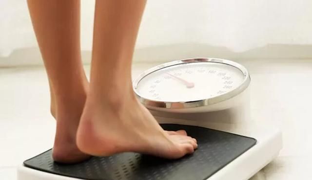 儿童吃草莓有什么好处,吃草莓有什么好处对胃不好吗图6