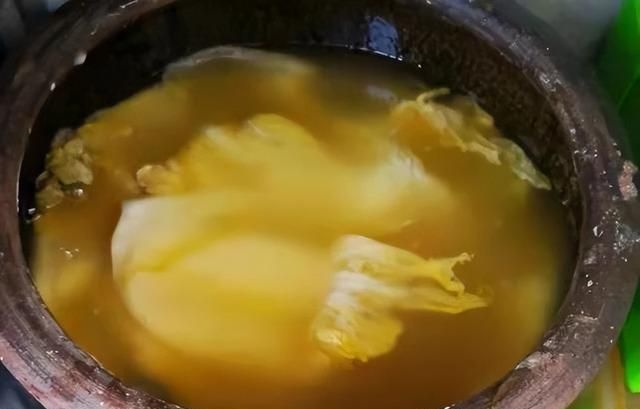 腌酸白菜，别只会放盐，东北奶奶教3招，酸菜酸脆爽口，更耐保存