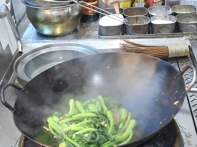 这才是广东菜心最好吃的做法，营养丰富口感好，做法真简单