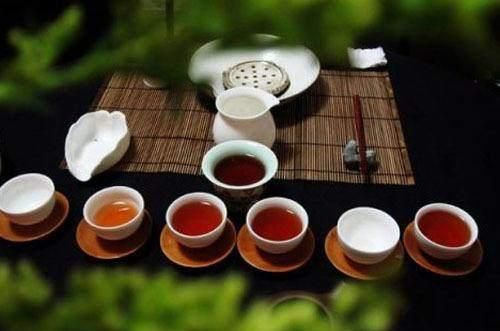 普洱茶老茶的冲泡方法,普洱茶新茶好还是老茶好图3