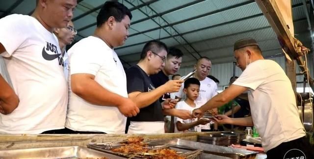 舌尖去旅行之不愿放手的烧烤大集合，这些也能拿来烤？