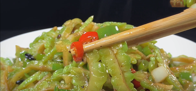 过年后，建议常吃这6样刮油菜，简单营养又健康，大人小孩都爱吃