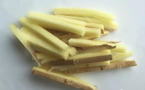 姜加茶有什么作用和功效(姜枣葱茶的功效与作用)