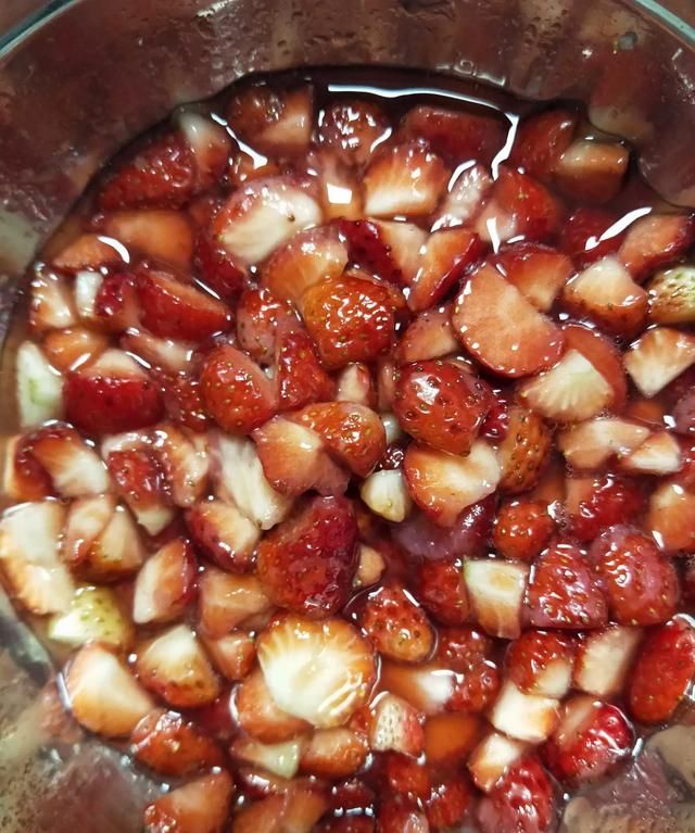 草莓大量上市了,想做草莓酱,怎么做好吃图6