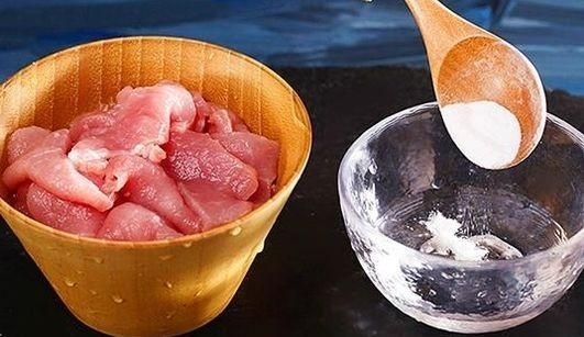 面粉、生粉、淀粉啥区别，上浆、勾芡、挂糊怎么用？用错毁一锅菜