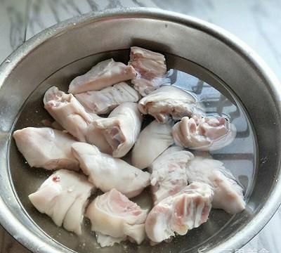酱猪前蹄的做法