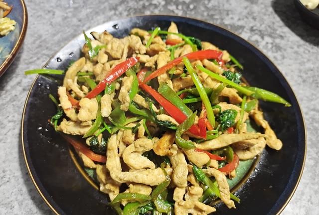 立春吃春饼，分享6道“卷饼小菜”，营养新鲜，卷着吃越吃越香