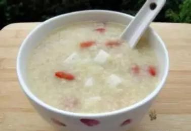 夏季养生粥——健脾利湿又美容！