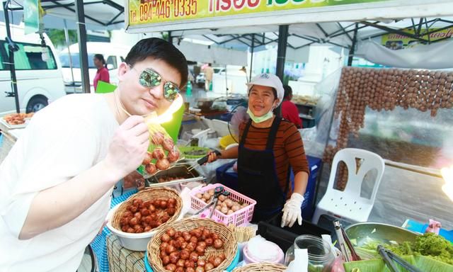 去曼谷能吃到哪些经典的泰国美食图2