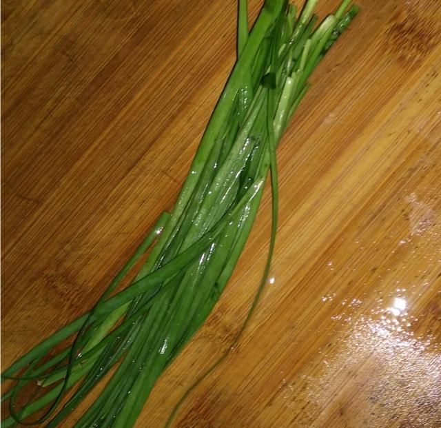 现在这个季节能吃的野菜有哪些(农村随处可见可以吃的野菜有哪些)图8