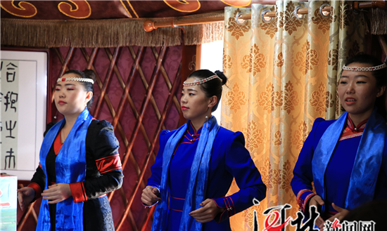 蒙古包里饭菜香 现代大棚瓜果甜——美丽新固安采风游记