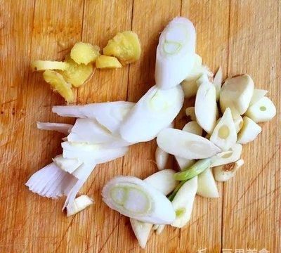 圆白菜炒肉,圆白菜炒肉片怎样做好吃图2