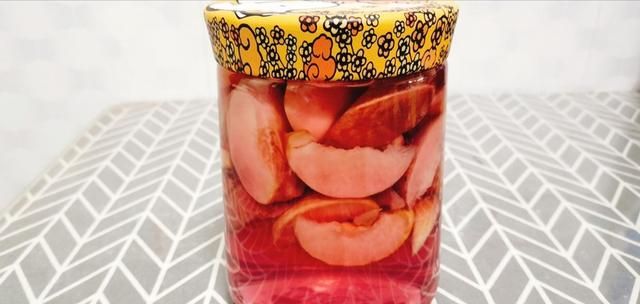 桃子泡酒要去核吗(龙眼干泡酒要去核吗)图1